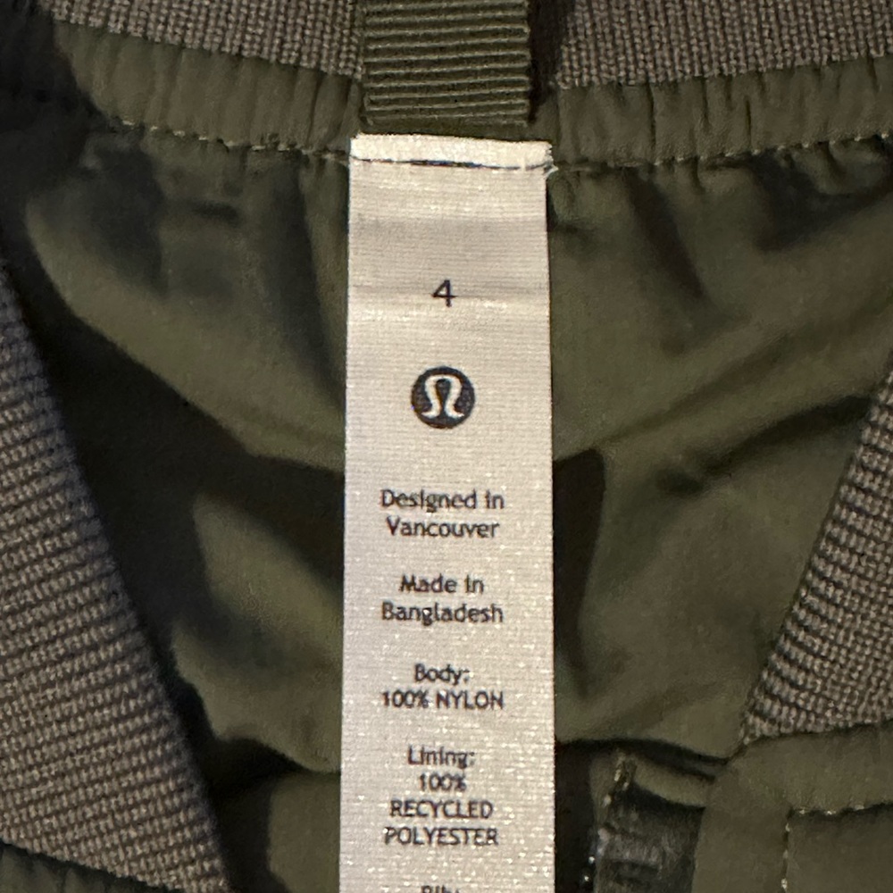 Lululemon Long Insulated Bomber Vest - Picture 7 of 12